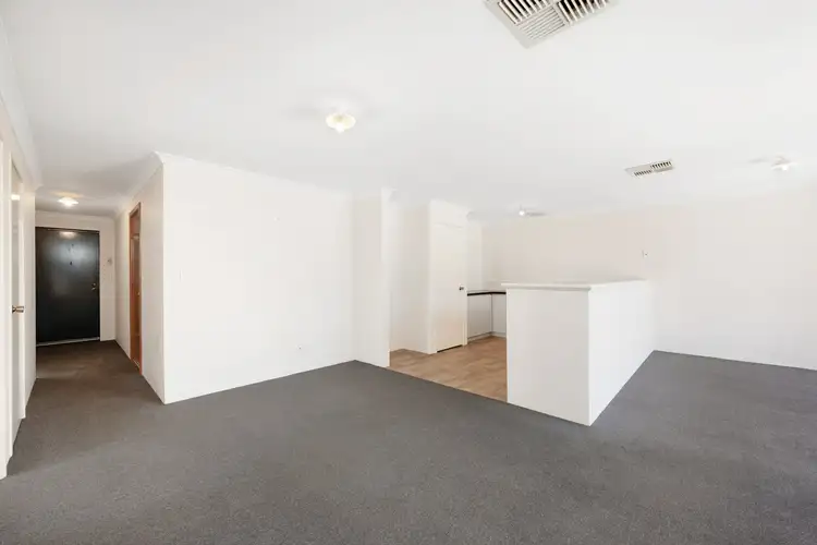 Fifth view of Homely unit listing, 4/25 Grey Street, Cannington WA 6107