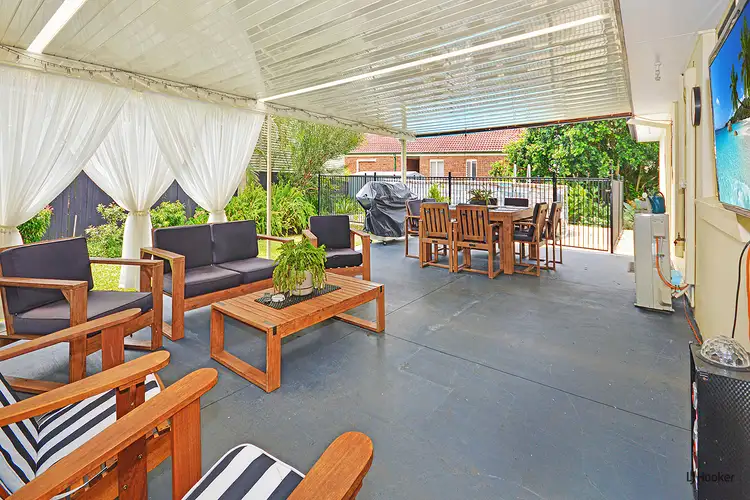 Fifth view of Homely house listing, 4 Peppermint Place, Banora Point NSW 2486