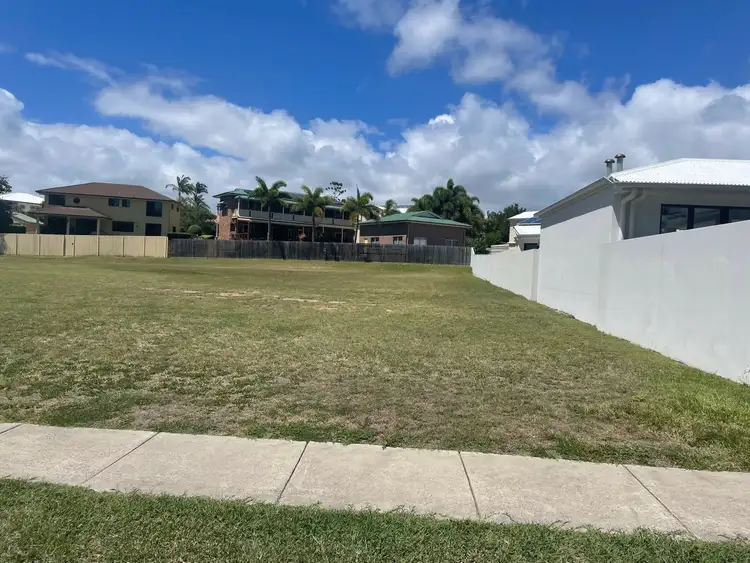 45 The Oaks Road, Tannum Sands QLD 4680