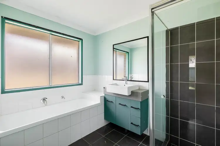 Fourth view of Homely house listing, 2 Alpine Court, Cranley QLD 4350