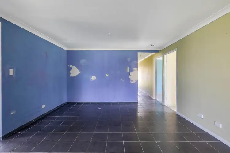 Fifth view of Homely house listing, 2 Alpine Court, Cranley QLD 4350