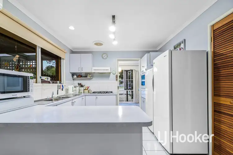 Second view of Homely house listing, 7 Horne Court, Pakenham VIC 3810