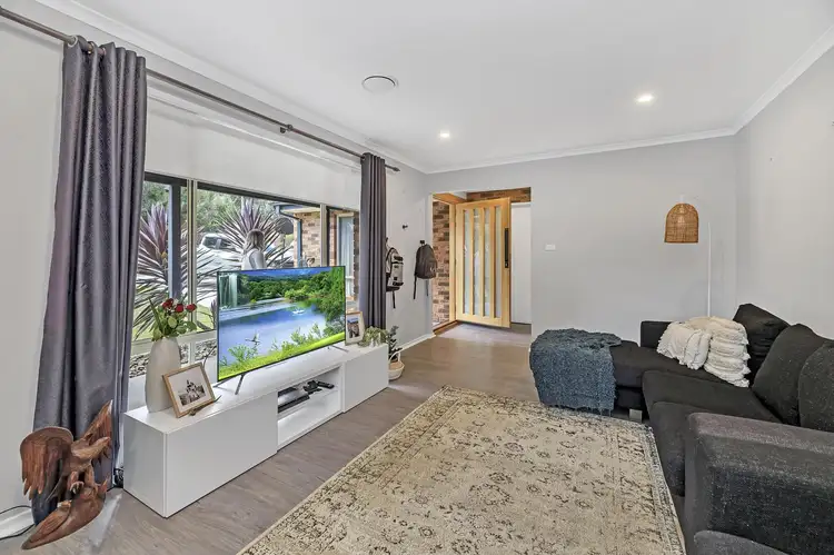 Sixth view of Homely house listing, 72 Chippindall Circuit, Theodore ACT 2905