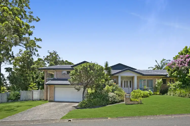 2 Collingwood Avenue, Robina QLD 4226