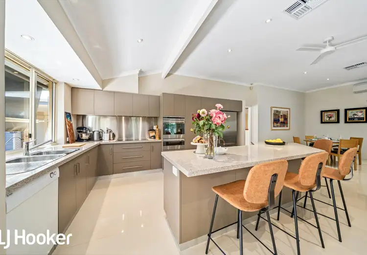 Seventh view of Homely house listing, 8 Casuarina Court, Canning Vale WA 6155