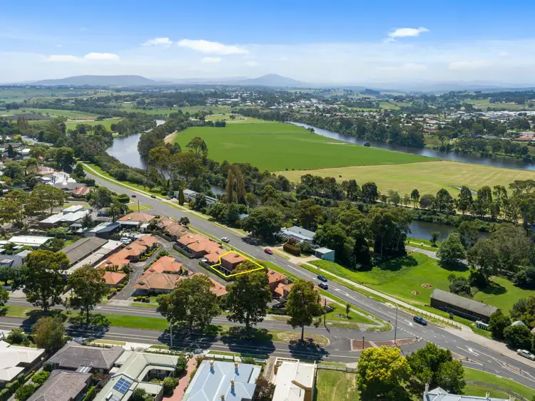 Second view of Homely townhouse listing, 6/37 Riverine Street, Bairnsdale VIC 3875