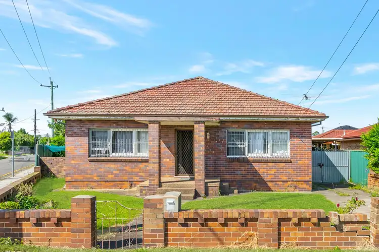 36 Anthony Street, Fairfield NSW 2165