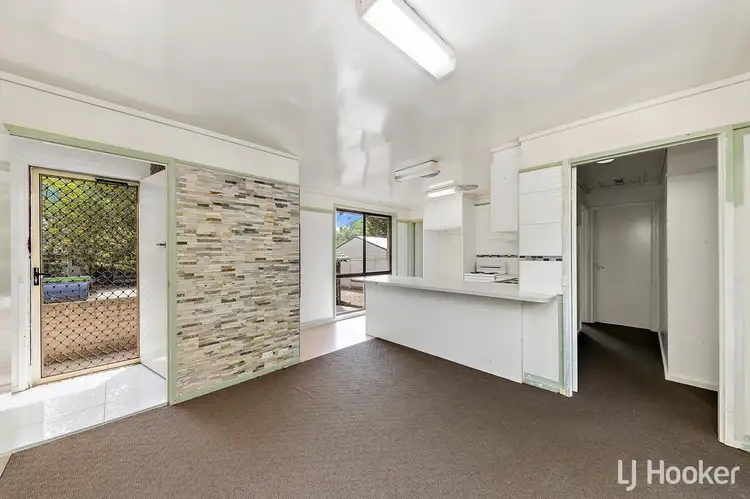 Fourth view of Homely house listing, 6 Baylis Place, Charnwood ACT 2615