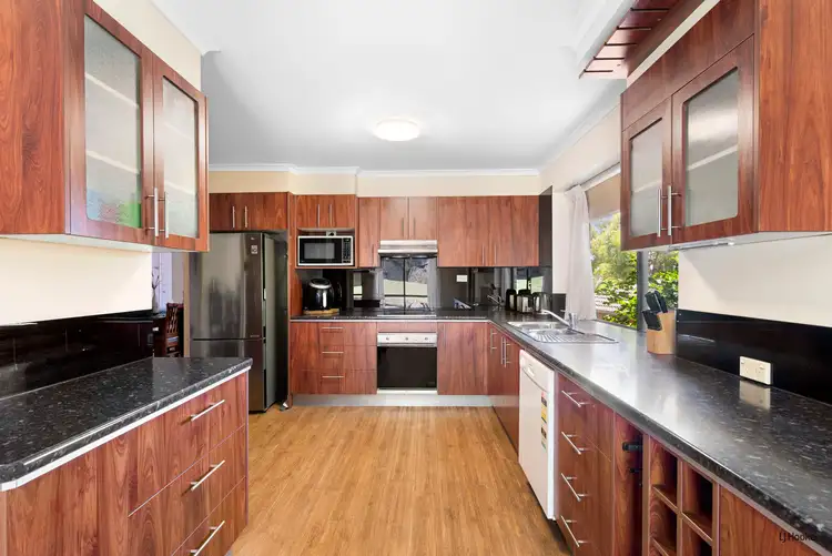 Fifth view of Homely house listing, 32 Widgee Avenue, Banora Point NSW 2486