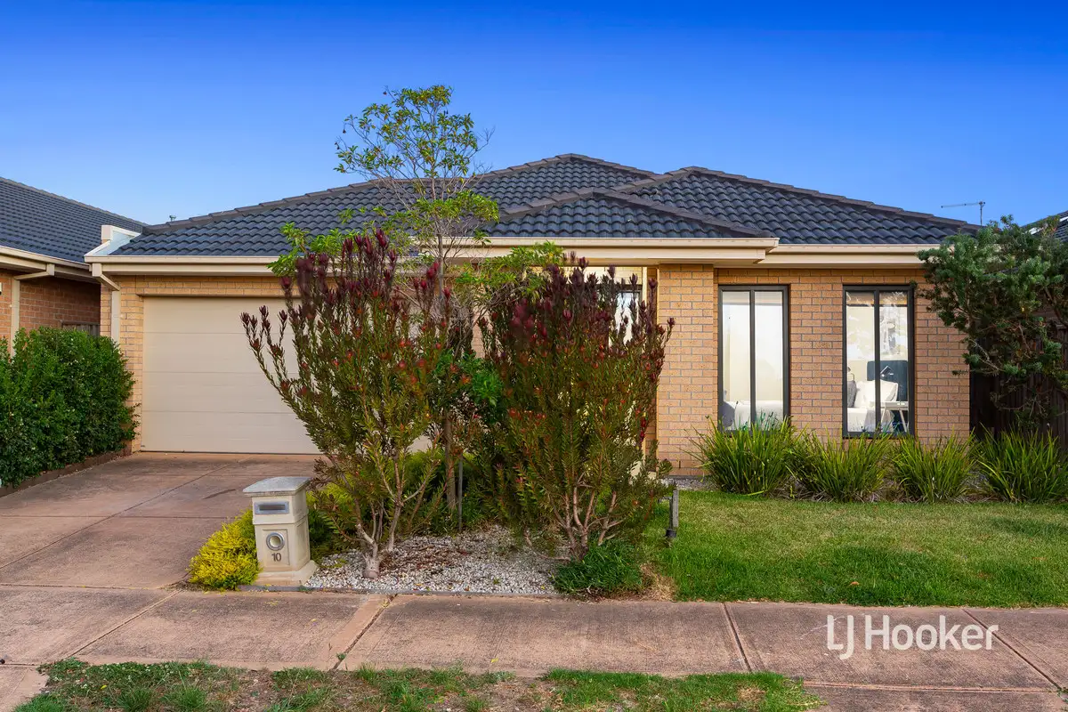 Main view of Homely house listing, 10 Seafarer Way, Sanctuary Lakes VIC 3030