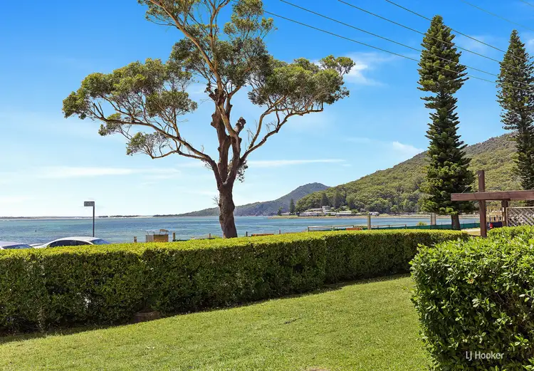 Fifth view of Homely unit listing, 2/13 Shoal Bay Road, Shoal Bay NSW 2315