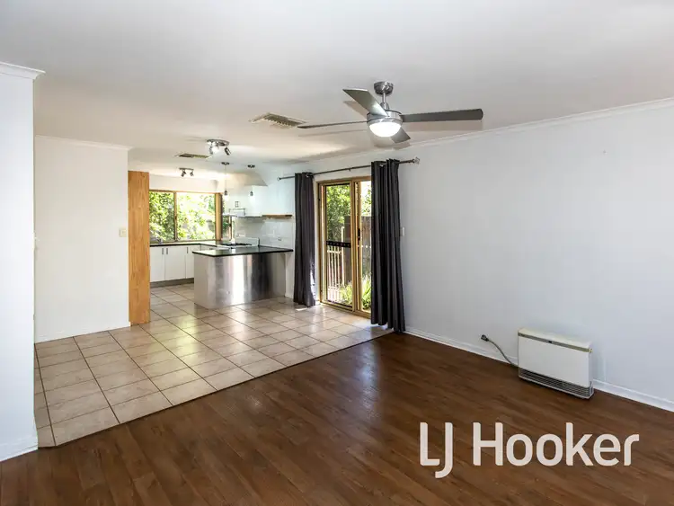 Sixth view of Homely unit listing, 5/4 Caterpillar Court, Desert Springs NT 870