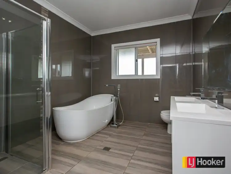 Sixth view of Homely house listing, 6 Horseshoe Place, Moore Creek NSW 2340