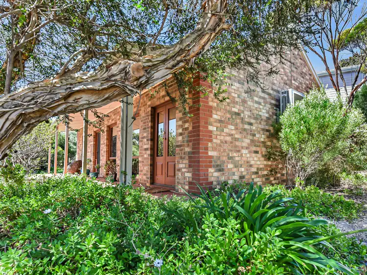 74 Whalers Road, Encounter Bay SA 5211