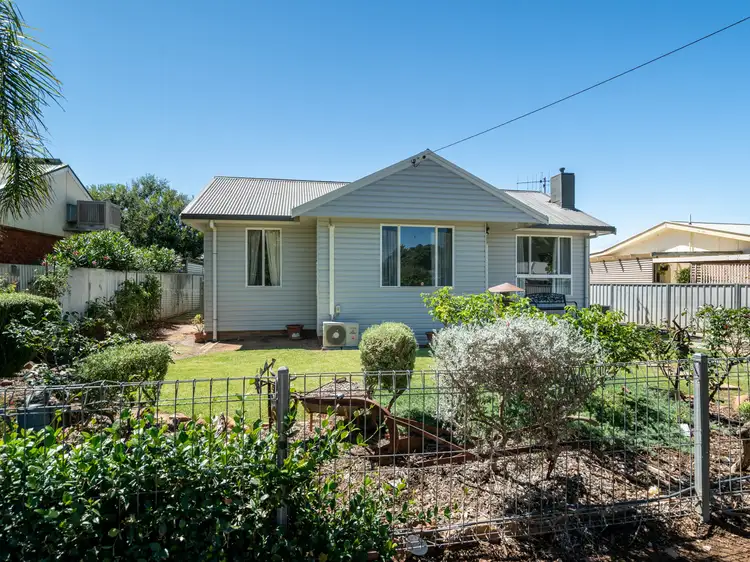 113 Meryula Street, Narromine NSW 2821