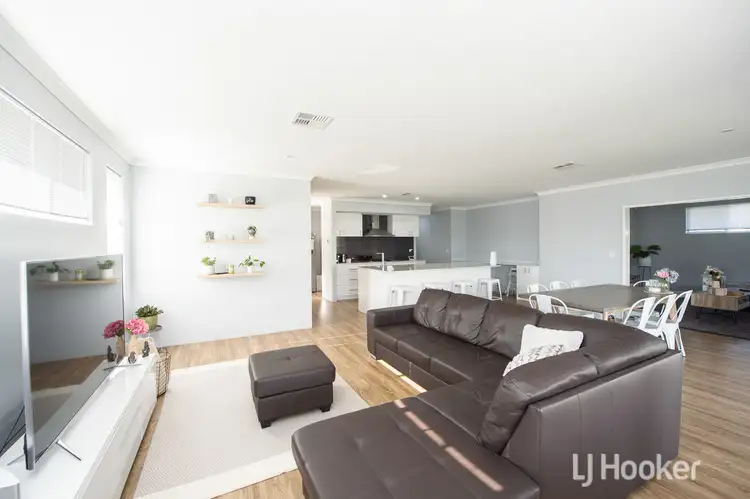 Sixth view of Homely house listing, 10 Hematite Way, Australind WA 6233