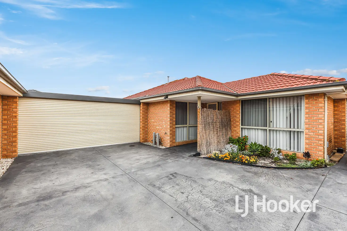 Main view of Homely house listing, 4/17 Linmac Drive, Hampton Park VIC 3976