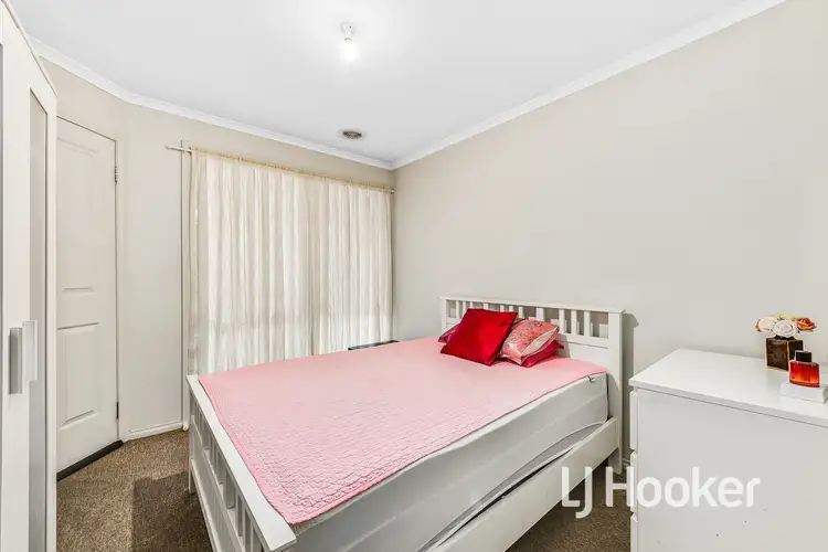Sixth view of Homely house listing, 4/17 Linmac Drive, Hampton Park VIC 3976