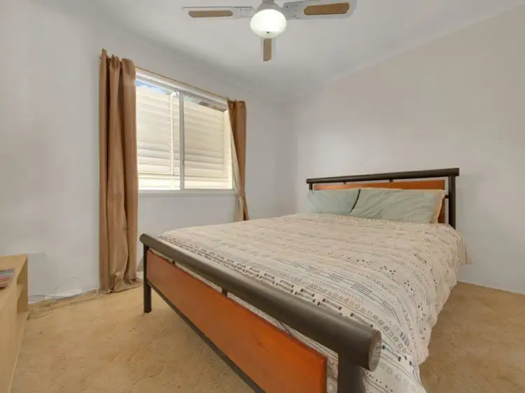 Sixth view of Homely house listing, 4 Dell Court, Kin Kora QLD 4680