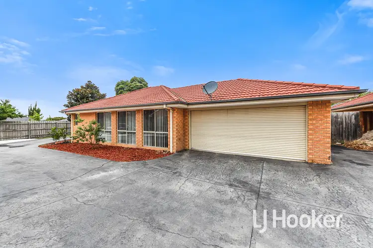 Main view of Homely unit listing, 1/17 Linmac Drive, Hampton Park VIC 3976