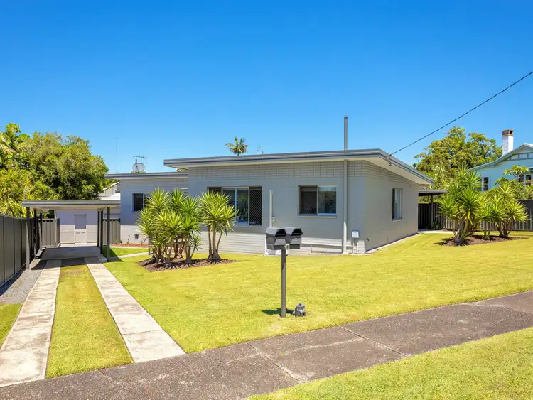 2/18 Nicoll Street, Taree NSW 2430