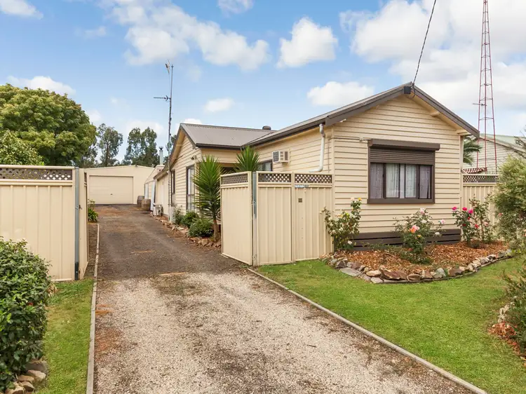 34 Sutherland Street, Broadford VIC 3658