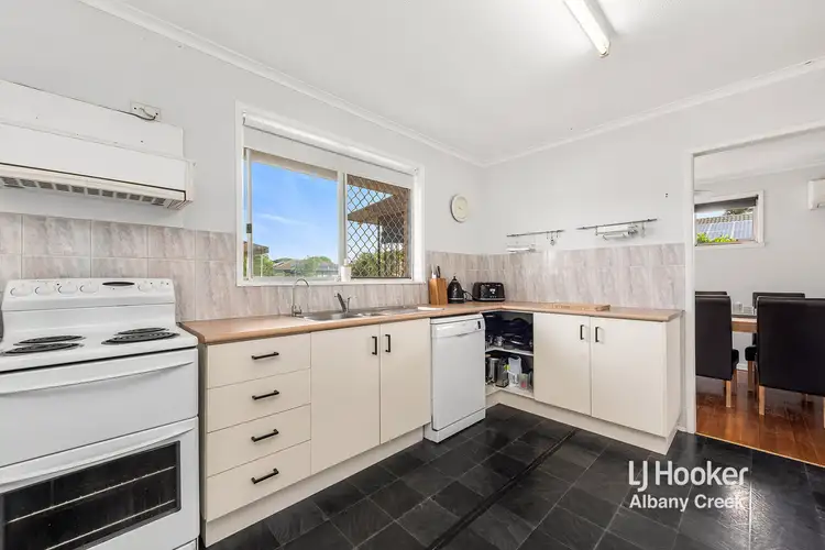 Sixth view of Homely house listing, 10 Pleasant Court, Albany Creek QLD 4035