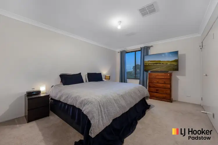 Sixth view of Homely semi-detached listing, 4 Leeton Crescent, Panania NSW 2213