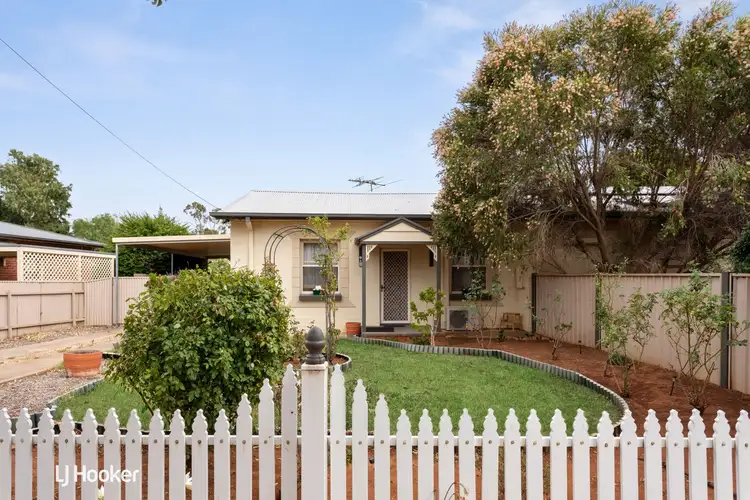 27 Old Sarum Road, Elizabeth North SA 5113