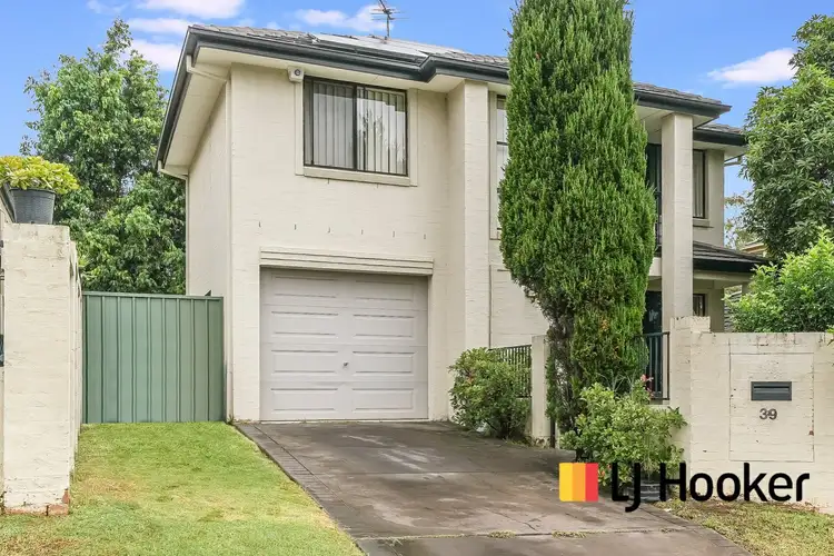 39 Westmoreland Rd, Leumeah NSW 2560