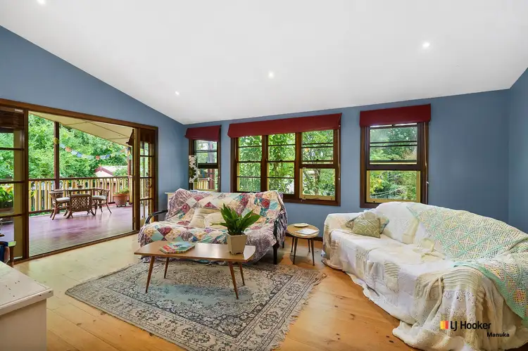 17 Vaughan Gardens, Narrabundah ACT 2604