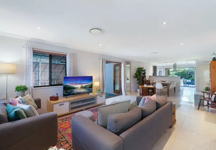 Sixth view of Homely house listing, 13 Everett Street, Upper Mount Gravatt QLD 4122