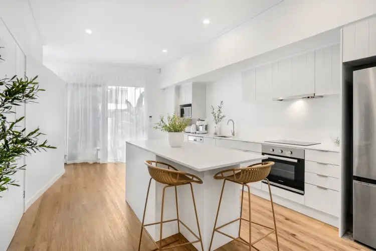 Fifth view of Homely house listing, 10 Lader Terrace, Varsity Lakes QLD 4227