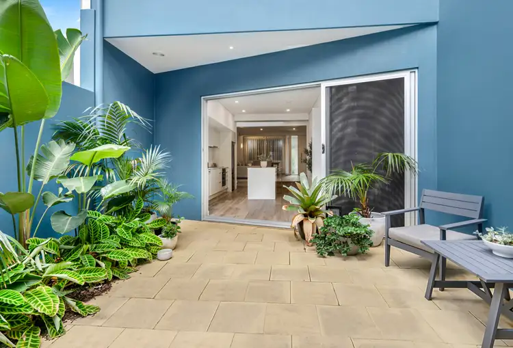 Sixth view of Homely house listing, 10 Lader Terrace, Varsity Lakes QLD 4227