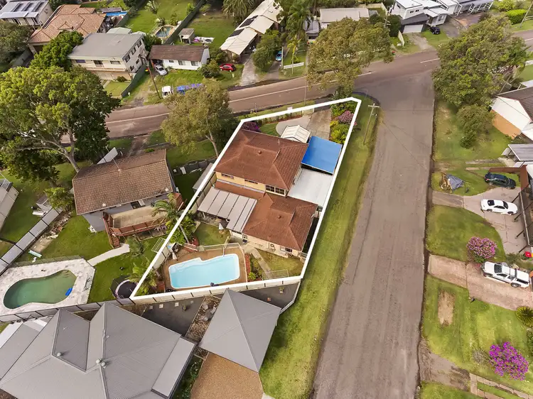 140 Lakedge Avenue, Berkeley Vale NSW 2261
