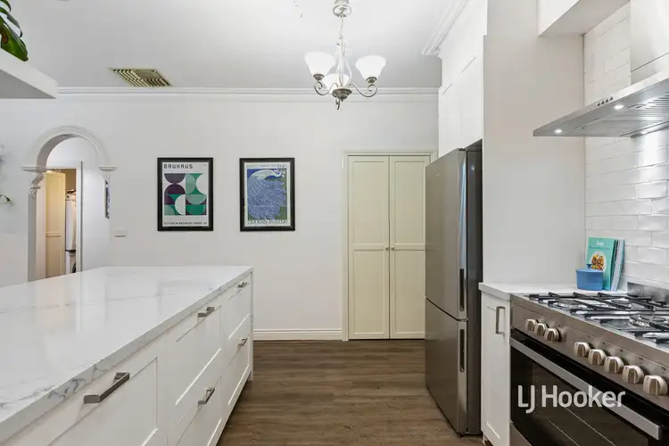 Sixth view of Homely house listing, 5 Gaskell Court, Altona Meadows VIC 3028