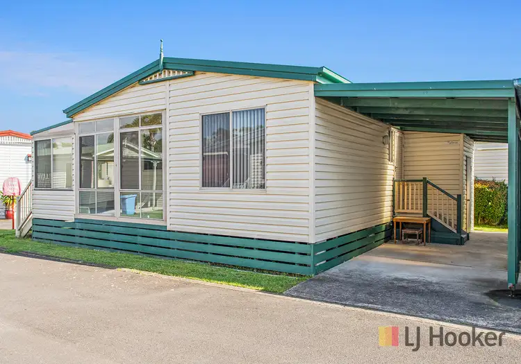 6, Sixth Ave/120 Osborne Parade, Warilla NSW 2528