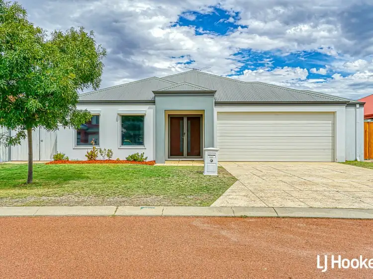 26 Dorchester Turn, Canning Vale WA 6155