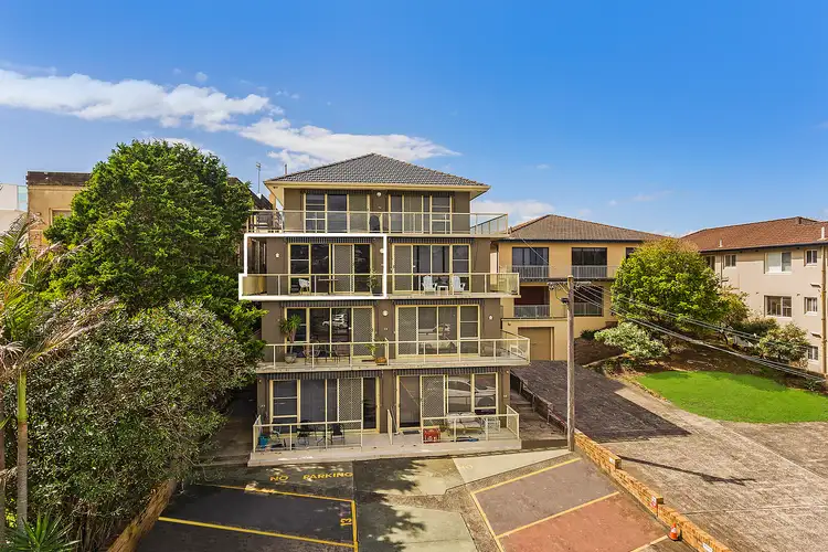 Second view of Homely unit listing, 6/37 Ocean View Drive, Wamberal NSW 2260