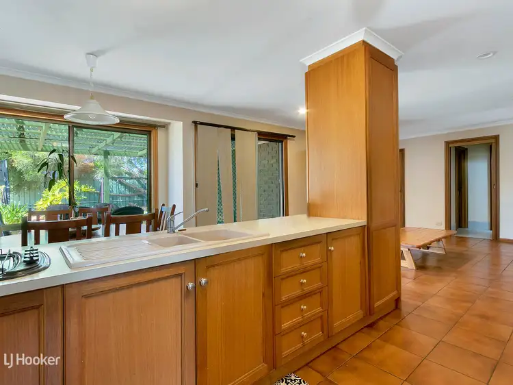 Sixth view of Homely house listing, 4 Rogash Court, Evanston Park SA 5116