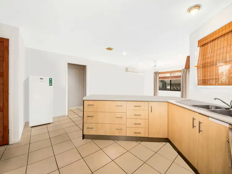 Fourth view of Homely house listing, 3 Bunker Court, Clinton QLD 4680