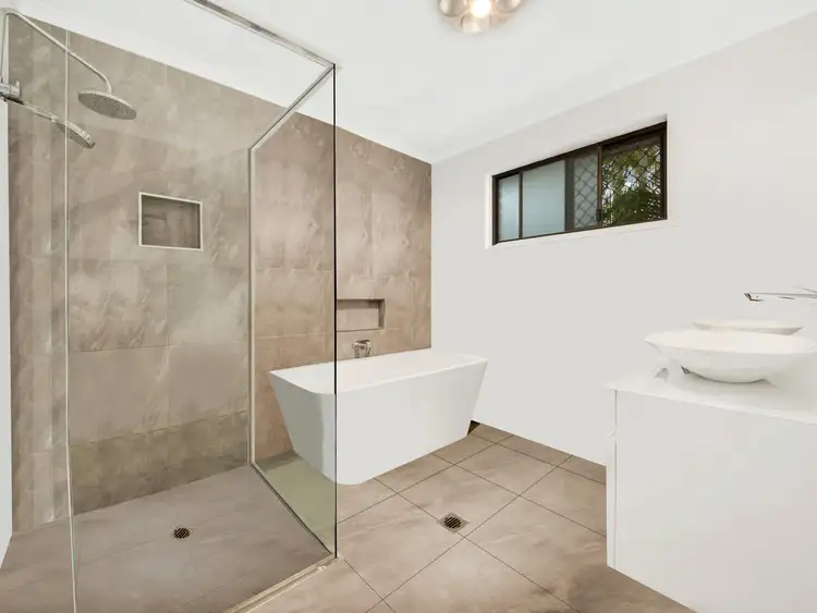 Seventh view of Homely house listing, 3 Bunker Court, Clinton QLD 4680