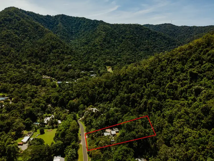 18 - 20 Cascade Drive, Redlynch QLD 4870