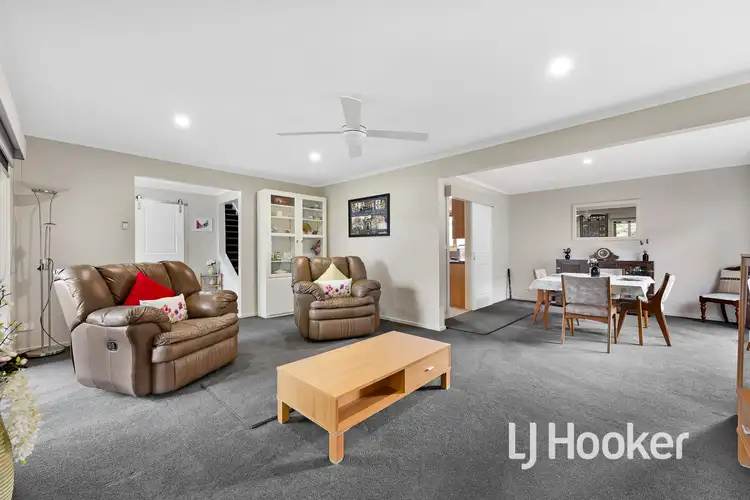 Third view of Homely house listing, 5 Sexton Court, Endeavour Hills VIC 3802