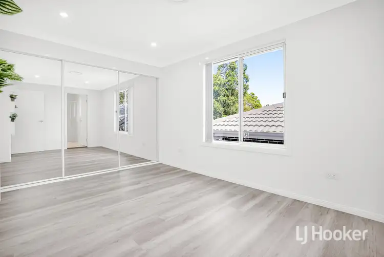 Fifth view of Homely house listing, 2 Carroll Crescent, Plumpton NSW 2761