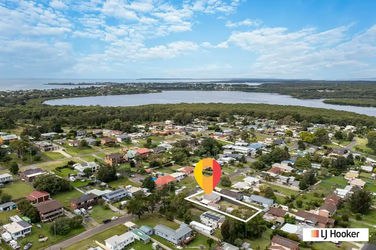 17 Otway Street, Orient Point NSW 2540