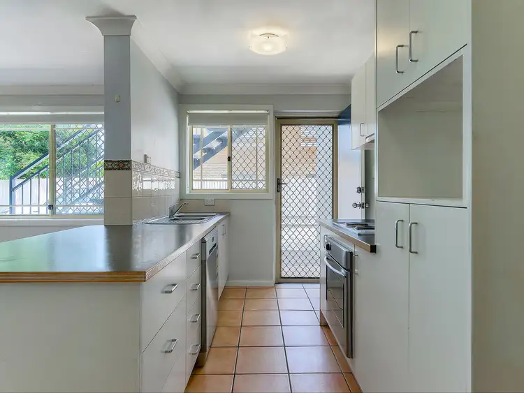Third view of Homely unit listing, 2/8 Gordon Street, Stones Corner QLD 4120