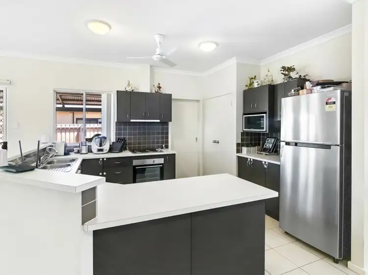 Second view of Homely house listing, 8 Calliance Way, Baynton WA 6714