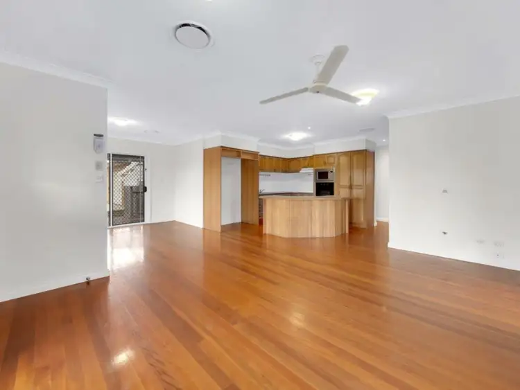 Fifth view of Homely house listing, 2 Carpentaria Close, Clinton QLD 4680