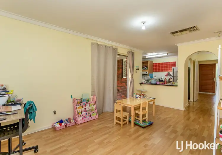 Fifth view of Homely house listing, 32 Chevalier Way, Thornlie WA 6108